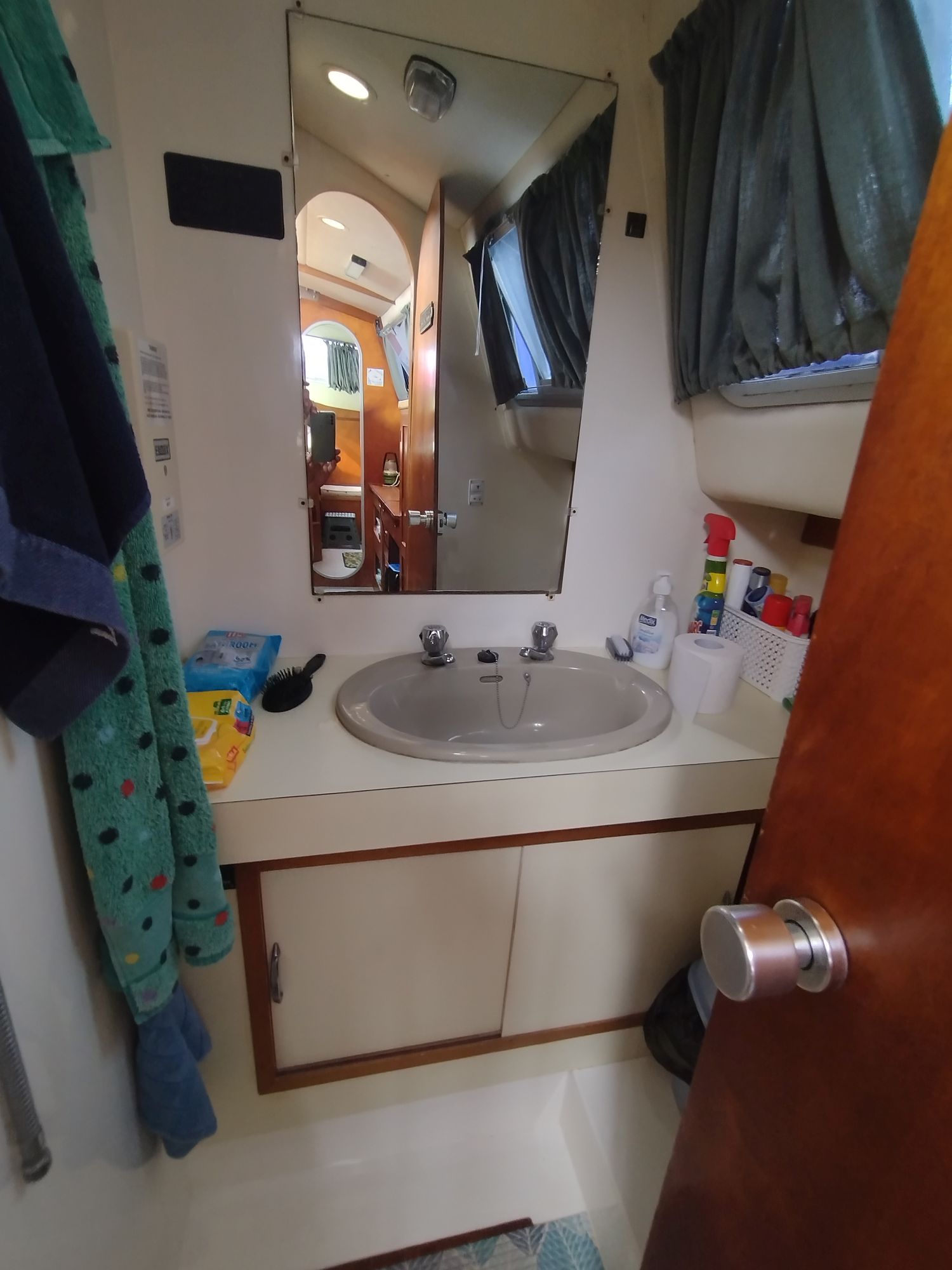 Nasszelle mit Dusche und WC